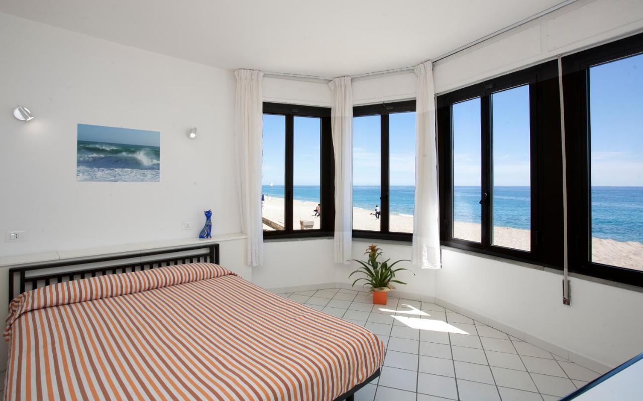 Residence Le Dune Club Вариготи Екстериор снимка